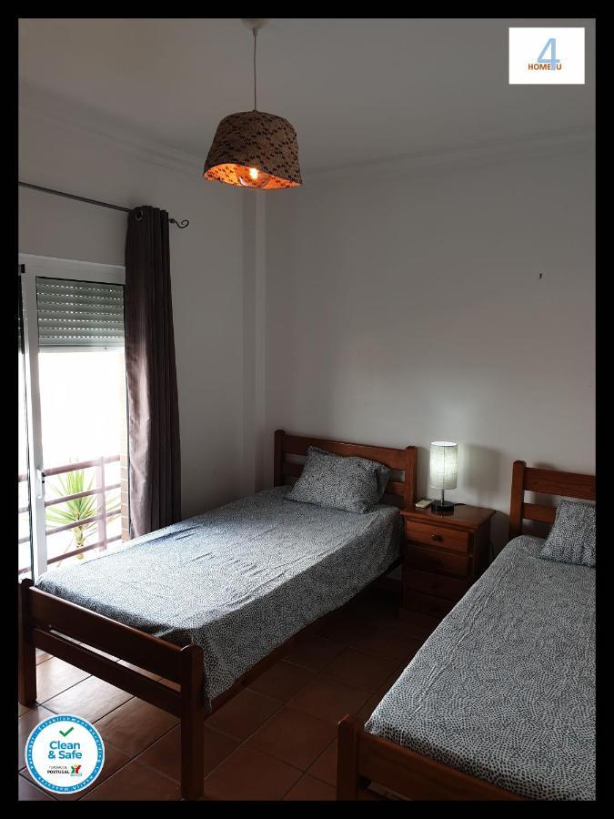 Home4U - Fantastic 2 Bedroom Apartment, With Pool 卡巴纳斯·德·塔维拉 外观 照片